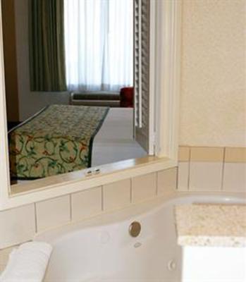 фото отеля Fairfield Inn & Suites Lawton