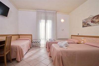 фото отеля Hotel Montebello