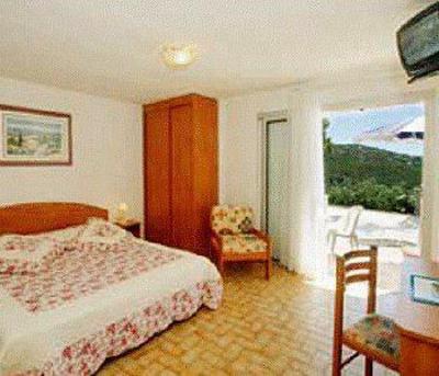 фото отеля Azur Hotel Le Lavandou