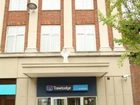 фото отеля Travelodge Leatherhead