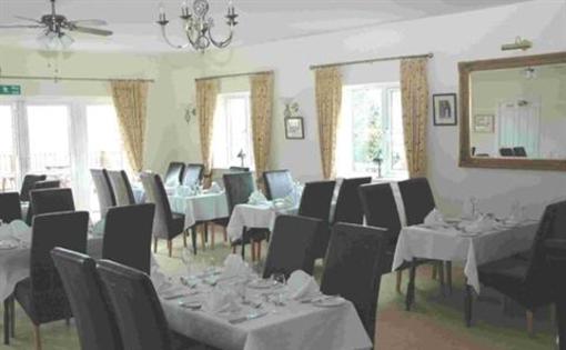 фото отеля Queens Head Hotel Leyburn
