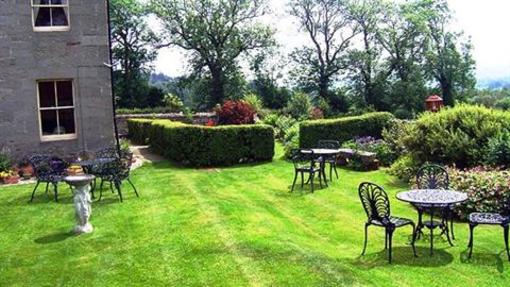 фото отеля Thropton Demesne Farmhouse