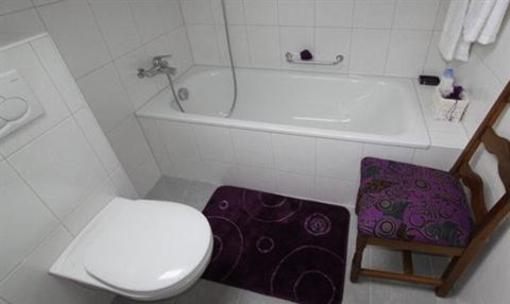 фото отеля Mbemi Village B&B