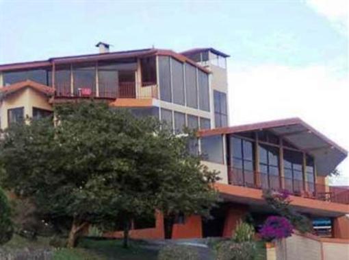 фото отеля Yurusti Costa Rica Hostel