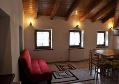 фото отеля Borgo Rossi Apartments Cunevo