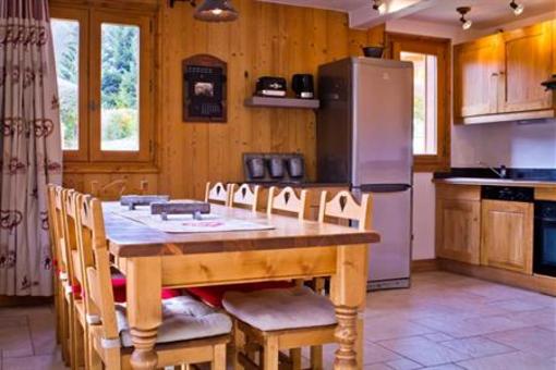 фото отеля Le Chalet du Loup Demi-Quartier