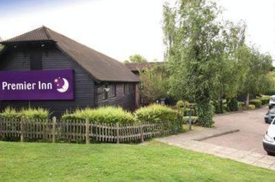 фото отеля Premier Inn Tonbridge