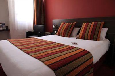 фото отеля Comfort Hotel Bordeaux Gradignan