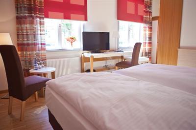 фото отеля Hotel am Jungfernstieg