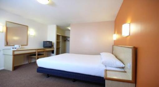 фото отеля Travelodge Cambridge West Hotel Swavesey