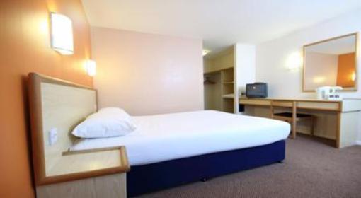 фото отеля Travelodge Cambridge West Hotel Swavesey