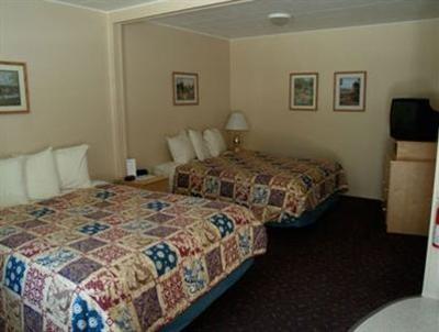 фото отеля Springbrook Resort Motel Campground & Cabins