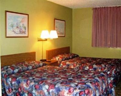 фото отеля First American Equity Inn