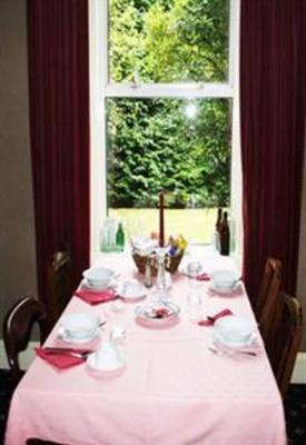 фото отеля The Old Manse Bed and Breakfast