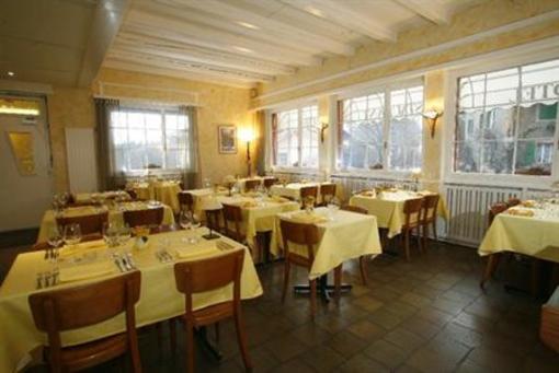 фото отеля Auberge De Vers Chez Perrin