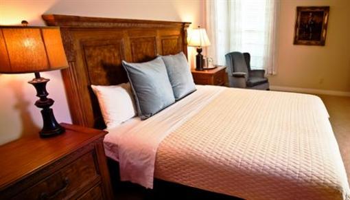 фото отеля Brick Street Inn