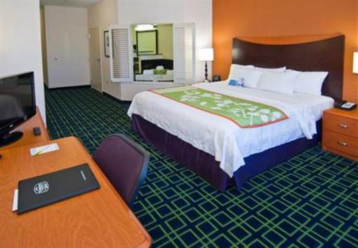 фото отеля Fairfield Inn & Suites Northwest Expressway Warr Acres Oklahoma City