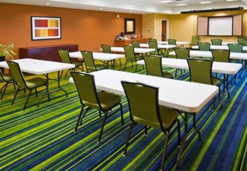 фото отеля Fairfield Inn & Suites Northwest Expressway Warr Acres Oklahoma City