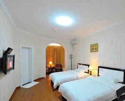 фото отеля Xiamen Linkou Hotel