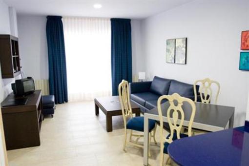 фото отеля Apartamentos Noray Argoños