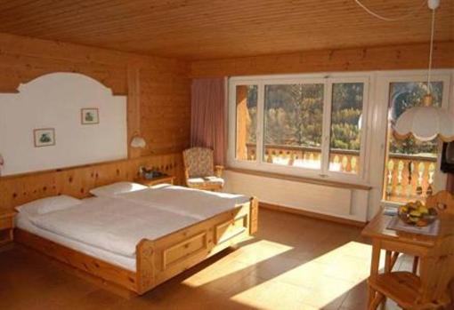 фото отеля Hotel Garni Panorama Scuol
