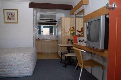 фото отеля Central Motel Glen Innes