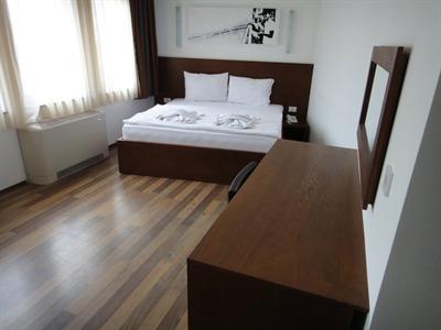 фото отеля Hotel Centrum Prizren