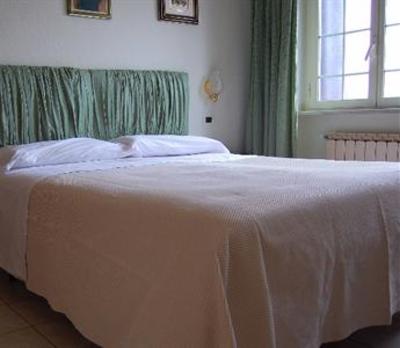 фото отеля Hotel La Brocca di Menei Giovanni Fonte Nuova