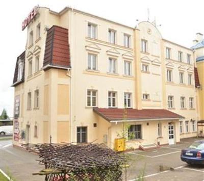 фото отеля Hotel Bialy Dworek Rumia