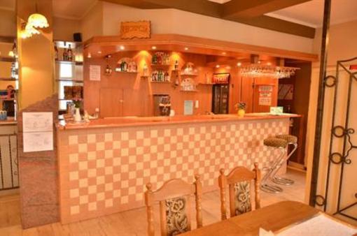 фото отеля Hotel Bialy Dworek Rumia
