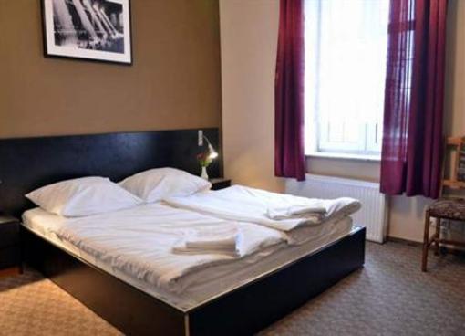 фото отеля Hotel Bialy Dworek Rumia