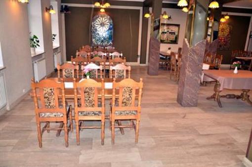 фото отеля Hotel Bialy Dworek Rumia