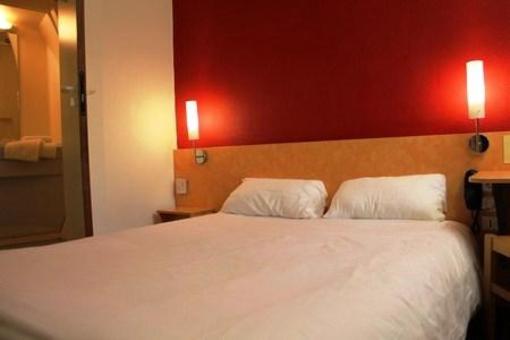 фото отеля P'tit Dej Hotel Tulle