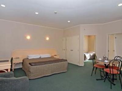 фото отеля Cumberland Court Motel