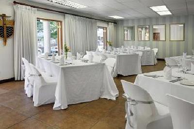 фото отеля Stellenbosch Hotel