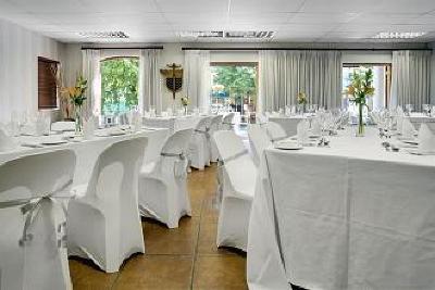 фото отеля Stellenbosch Hotel