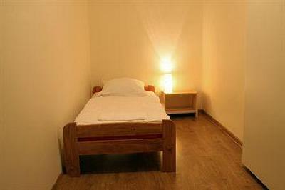 фото отеля Frolic Goats Hostel