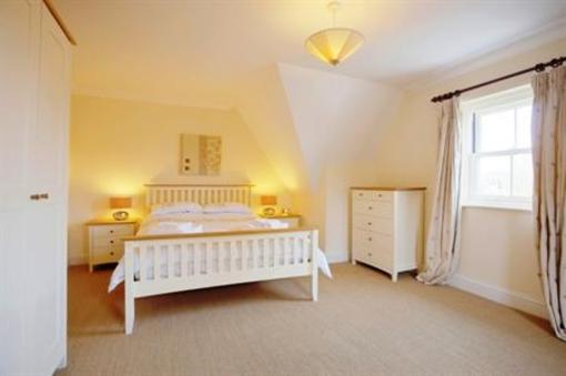 фото отеля Norwich Serviced Apartment