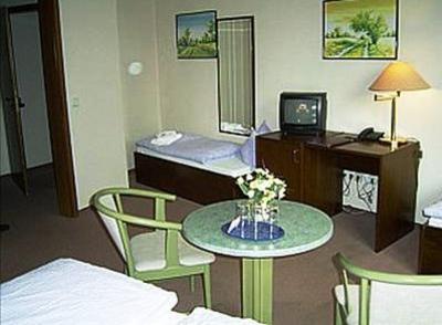 фото отеля Hotel Kiebitz An Der Ostsee