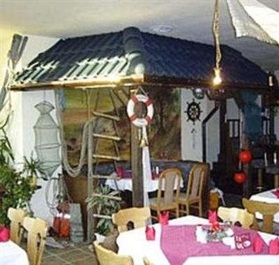 фото отеля Hotel Kiebitz An Der Ostsee