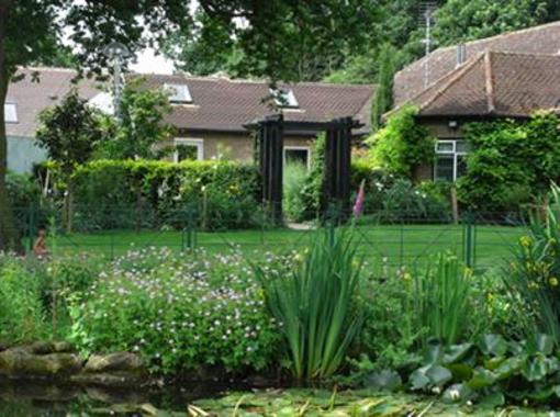 фото отеля South Lodge Bed & Breakfast Wavendon
