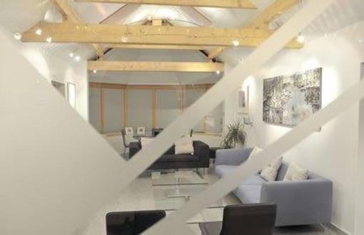 фото отеля South Lodge Bed & Breakfast Wavendon