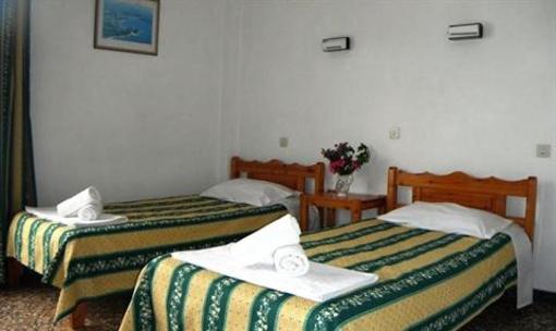 фото отеля Central Guest House Skiathos