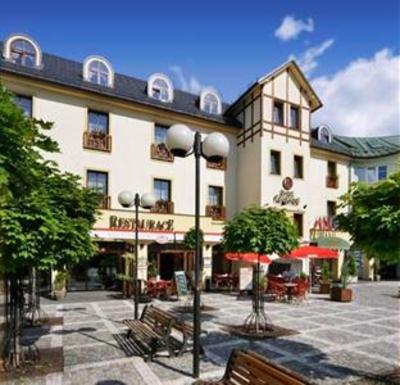 фото отеля Gendorf Hotel