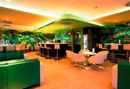 фото отеля Hotel Deluxe Nitra
