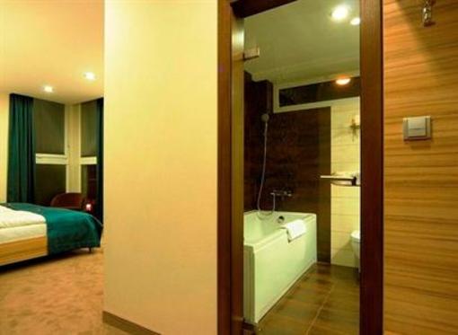 фото отеля Hotel Deluxe Nitra