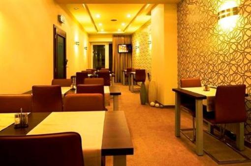 фото отеля Hotel Deluxe Nitra