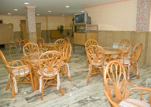 фото отеля Apartamentos Dena