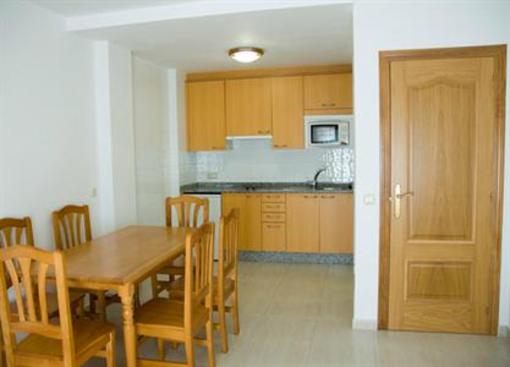 фото отеля Apartamentos Dena