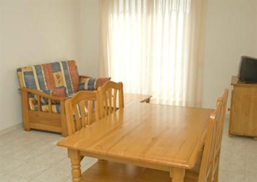 фото отеля Apartamentos Dena